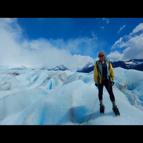 Meet your Posher, Heidi - Picture 4 of 5